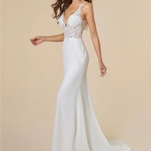 Moonlight Tango Lace Wedding Dress Ivory